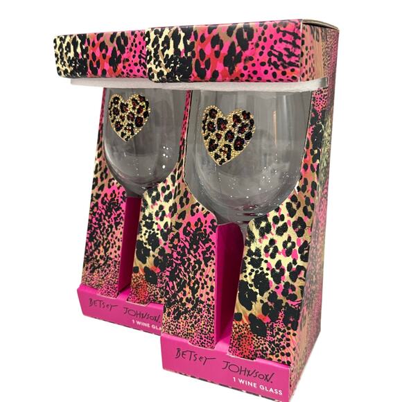 Betsey Johnson Other - NWT Betsey Johnson Leopard Print Wine Glass Set of 2 - Pink & Black Animal Print
